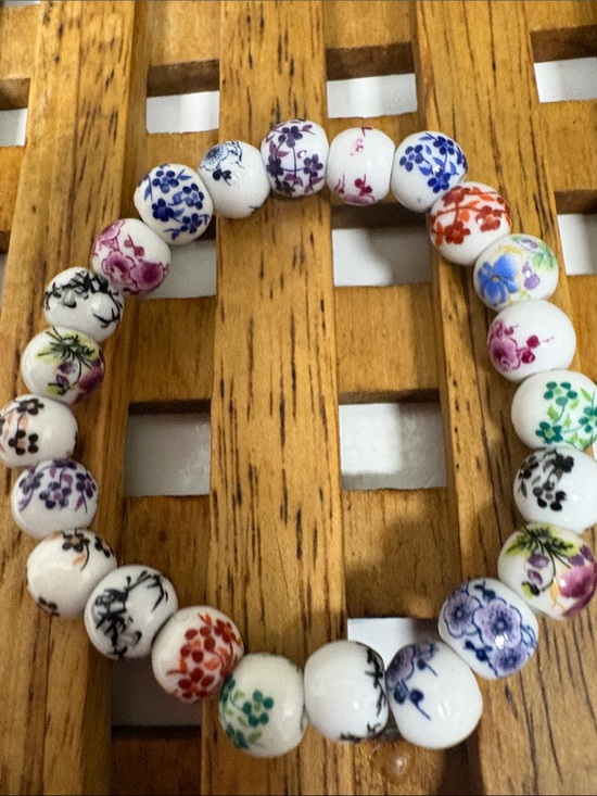 Jewelry - Handpainted Floral Ceramic Bead Stretch Bracelet - Multicolor